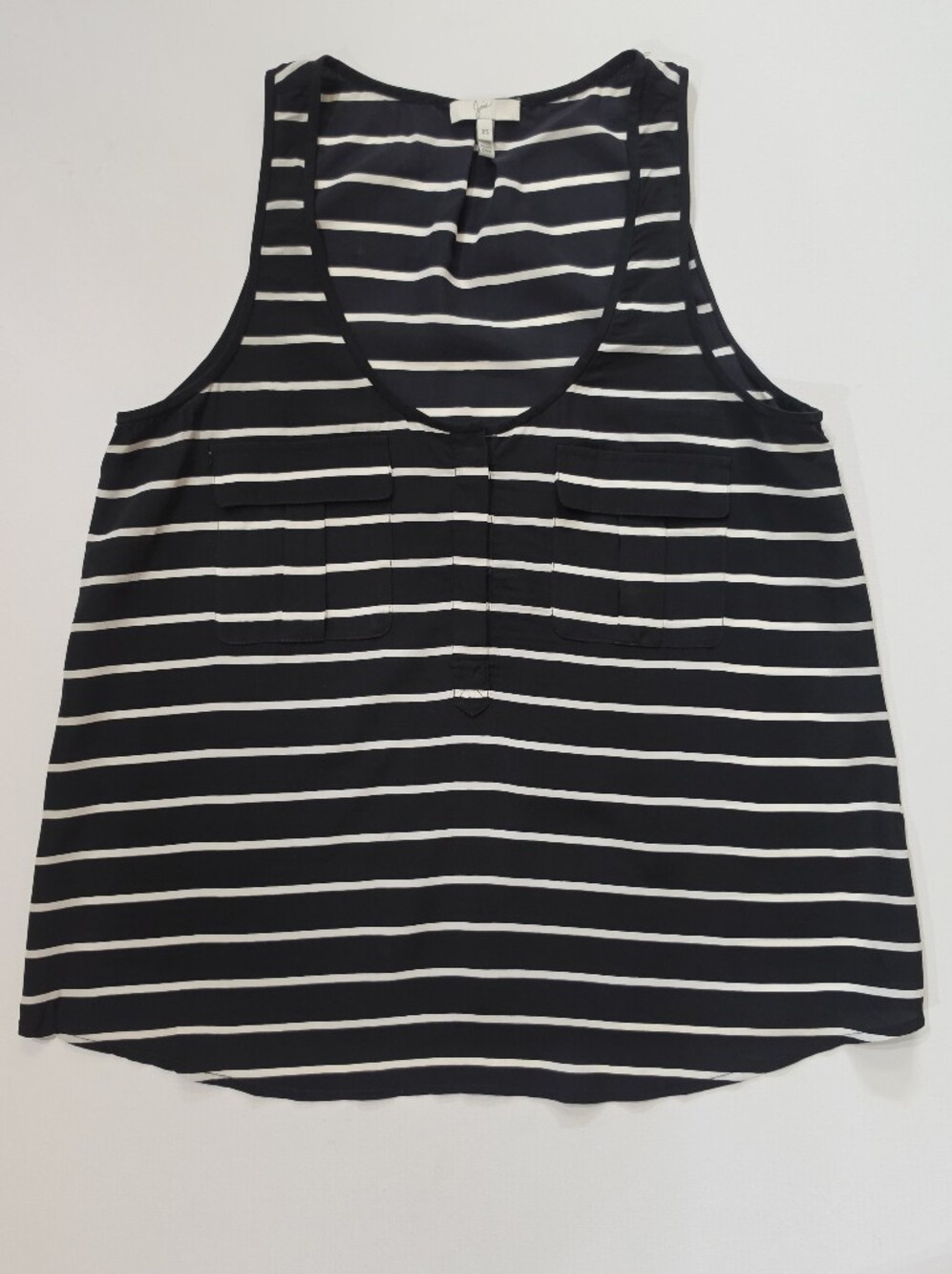Joie Silk Blouse Womens XS Black White Stripe Sleeveless‎ Quiet Luxury Top